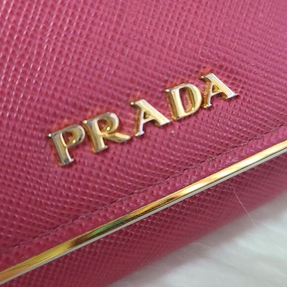 💯 Authentic Prada Safiano Long Wallet 🍀 - Picture 11 of 15